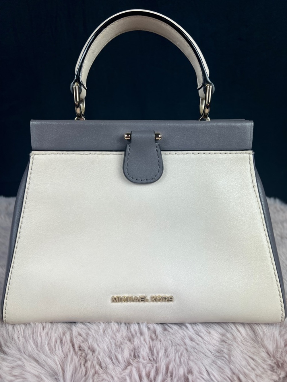 MICHAEL KORS Collection Gramercy Small Chevron Satchel - Main Line Luxury - Picture 4 of 15